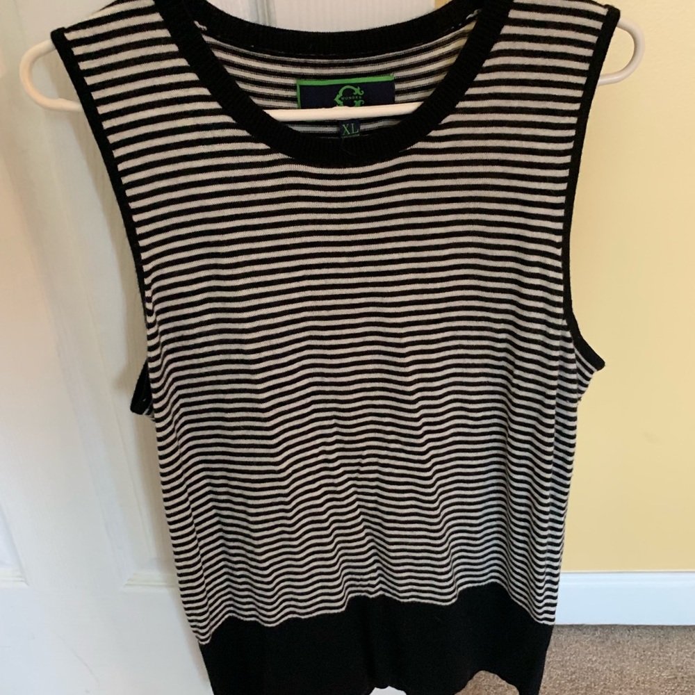 C Wonder sweater vest